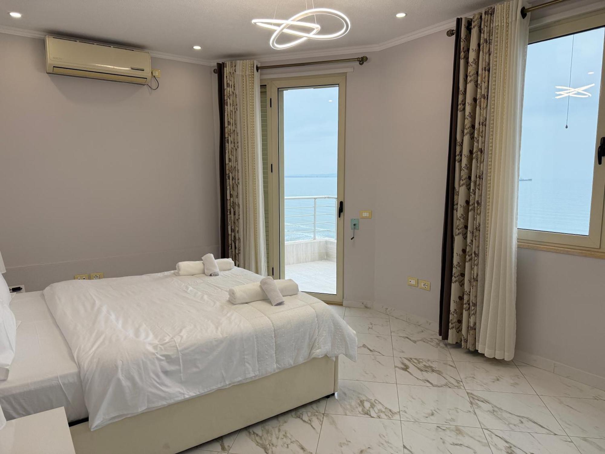Luxuryseaview Apartment Durrës Exteriör bild
